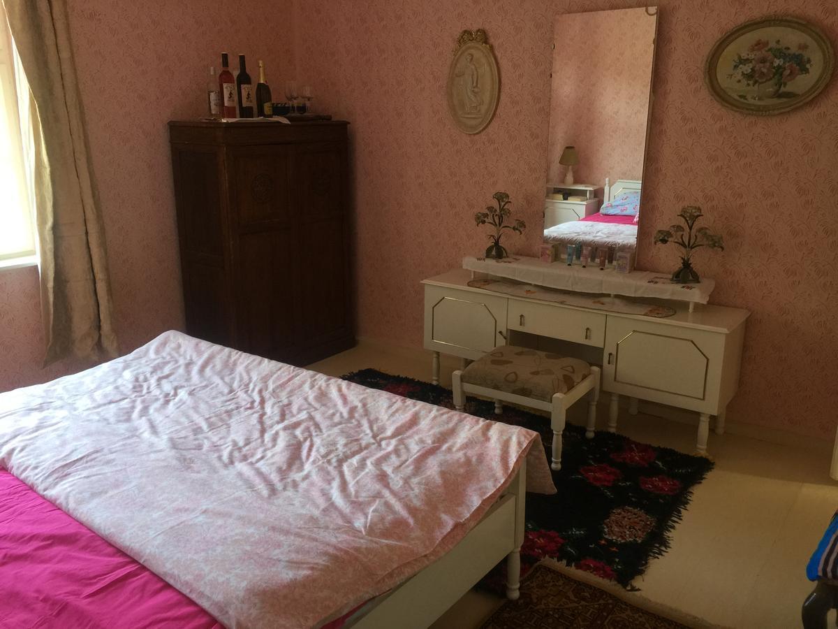 The Pink House Otel Polkovnik Serafimovo Dış mekan fotoğraf