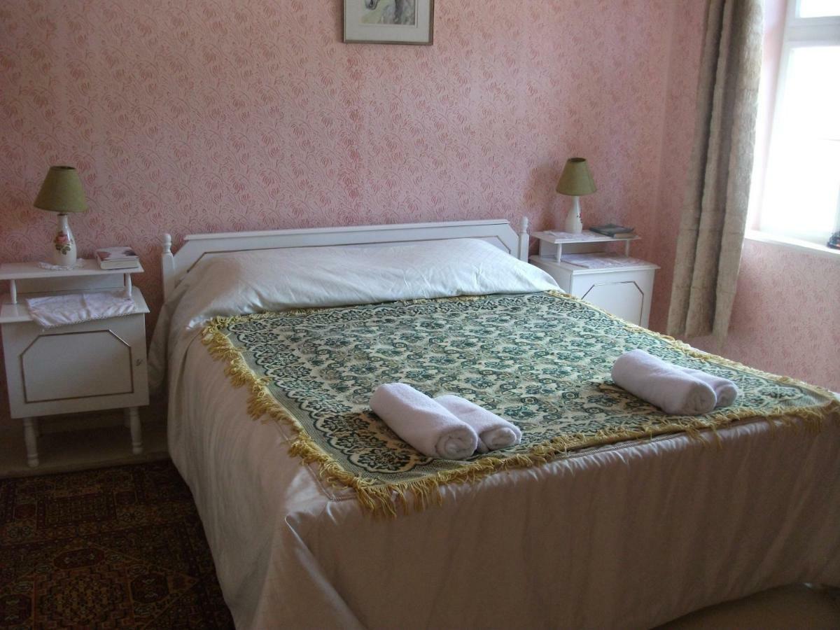 The Pink House Otel Polkovnik Serafimovo Dış mekan fotoğraf